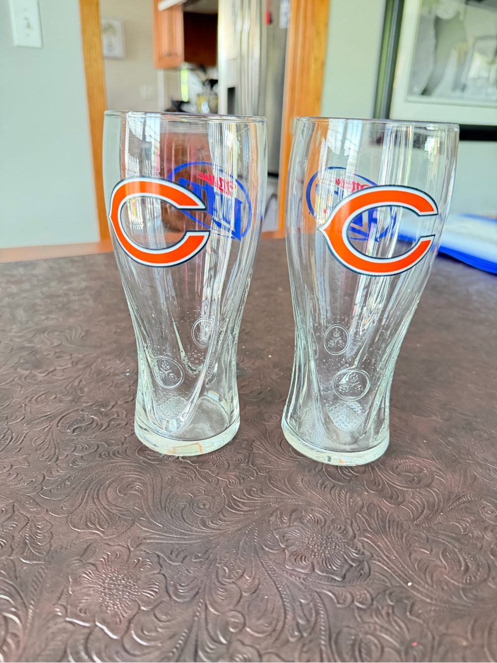 Chicago Bears Orange Crest Pilsner Glasses - Set of 2
